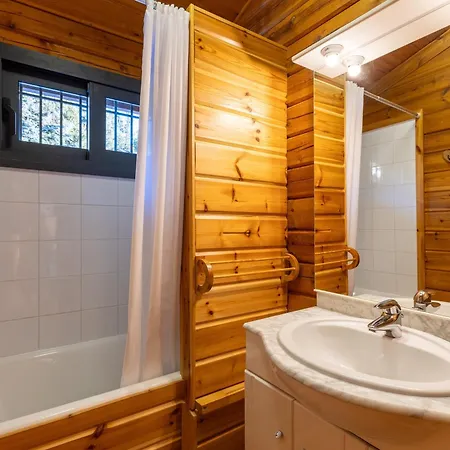 L'ecrin Des Pyrenees - Authentique Chalet Classe 4 Etoiles Avec Jacuzzi Дом отдыха