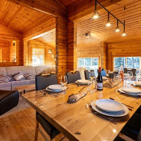 L'ecrin Des Pyrenees - Authentique Chalet Classe 4 Etoiles Avec Jacuzzi * Фон-Ромё